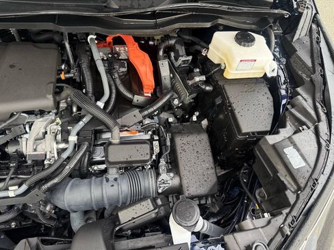 Used 2021 Toyota Sienna XLE w/ XLE Plus Package AWD/4WD image 43