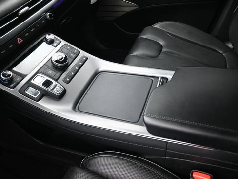 Used 2025 Hyundai Palisade Calligraphy FWD image 9