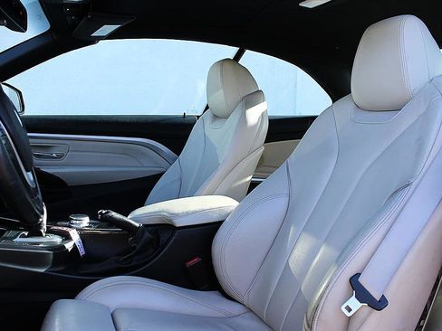 Used 2017 BMW 430i Convertible RWD image 12