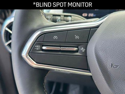 Used 2024 Chevrolet Equinox EV LT image 6