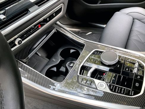 Used 2025 BMW X5 xDrive40i w/ M Sport Package image 15