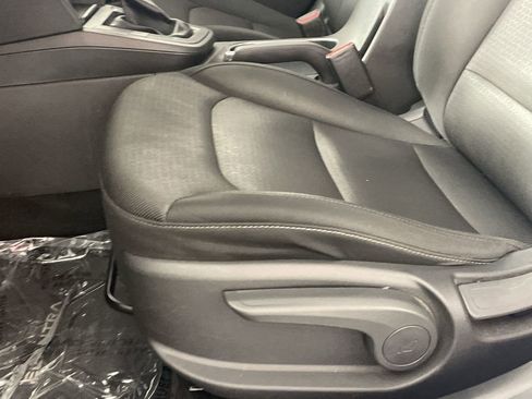 Used 2018 Hyundai Elantra SEL image 19