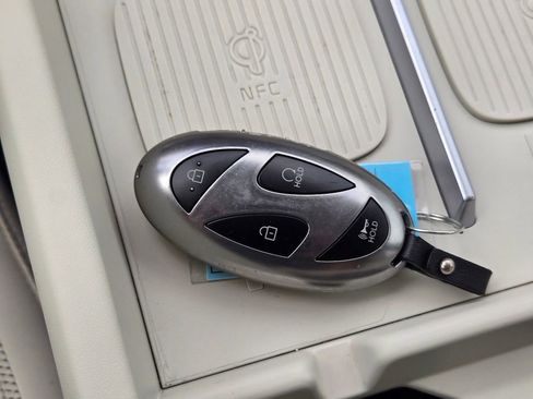 Used 2024 Hyundai Santa Fe Calligraphy FWD image 27