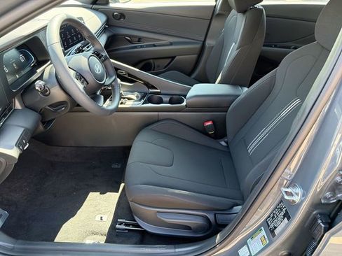 New 2026 Hyundai Elantra SEL Sport Premium FWD image 15