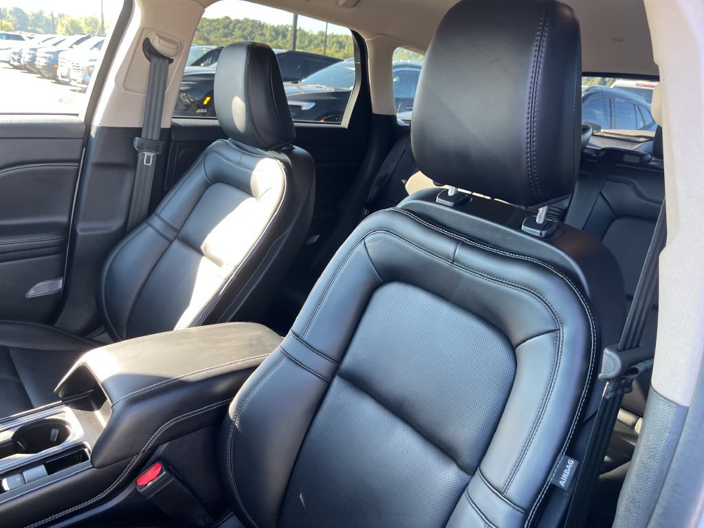 Used 2024 Lincoln Corsair AWD w/ Equipment Group 101A image 12
