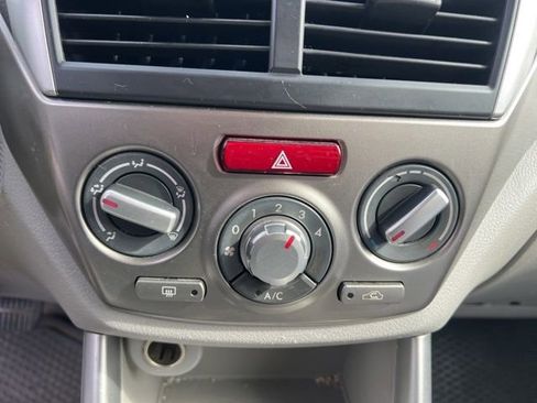 Used 2010 Subaru Forester 2.5X Premium image 18