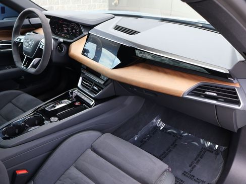 Used 2023 Audi e-tron GT Premium Plus w/ Executive Package AWD/4WD image 33