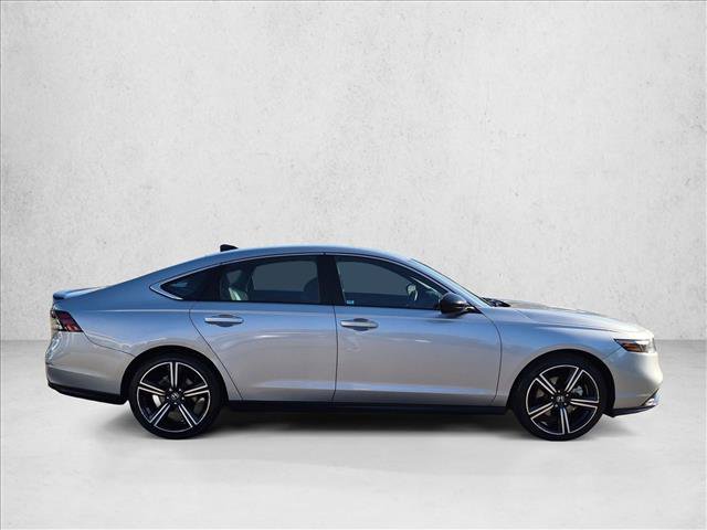 Used 2023 Honda Accord Sport image 4