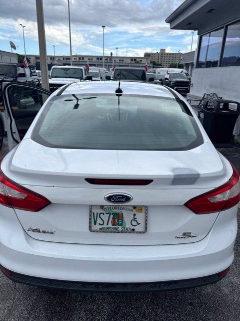 Used 2013 Ford Focus SE FWD image 4