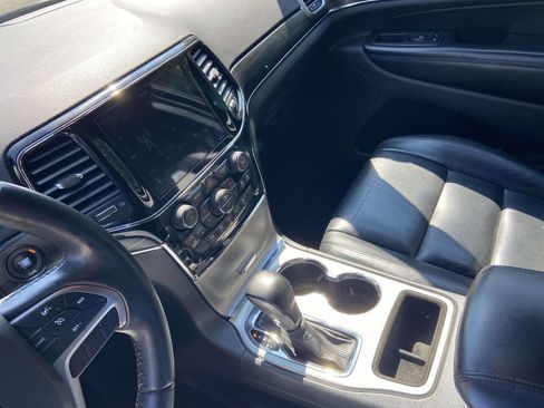 Used 2019 Jeep Grand Cherokee Limited RWD image 28