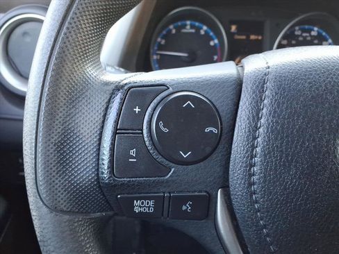 Certified 2018 Toyota RAV4 LE image 14