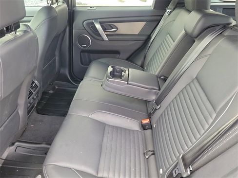 Used 2025 Land Rover Discovery Sport Dynamic SE image 12