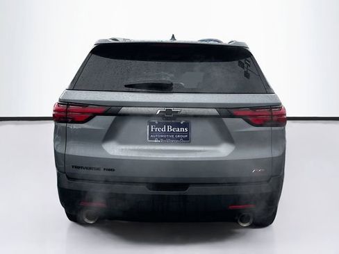 Used 2023 Chevrolet Traverse RS image 6