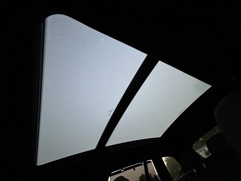 Used 2020 BMW X3 M w/ Executive Package image 33