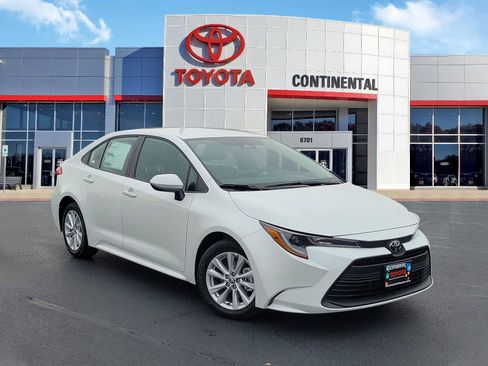 New 2026 Toyota Corolla LE image 1