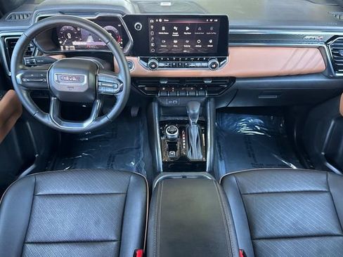 Used 2024 GMC Canyon AT4 w/ AT4 Premium Package image 15