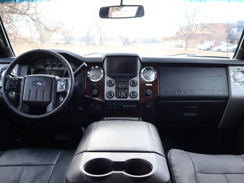 Used 2015 Ford F250 Lariat w/ Lariat Ultimate Package image 17