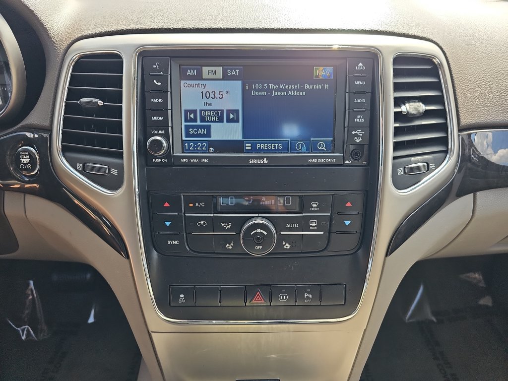 Used 2011 Jeep Grand Cherokee Laredo RWD image 21