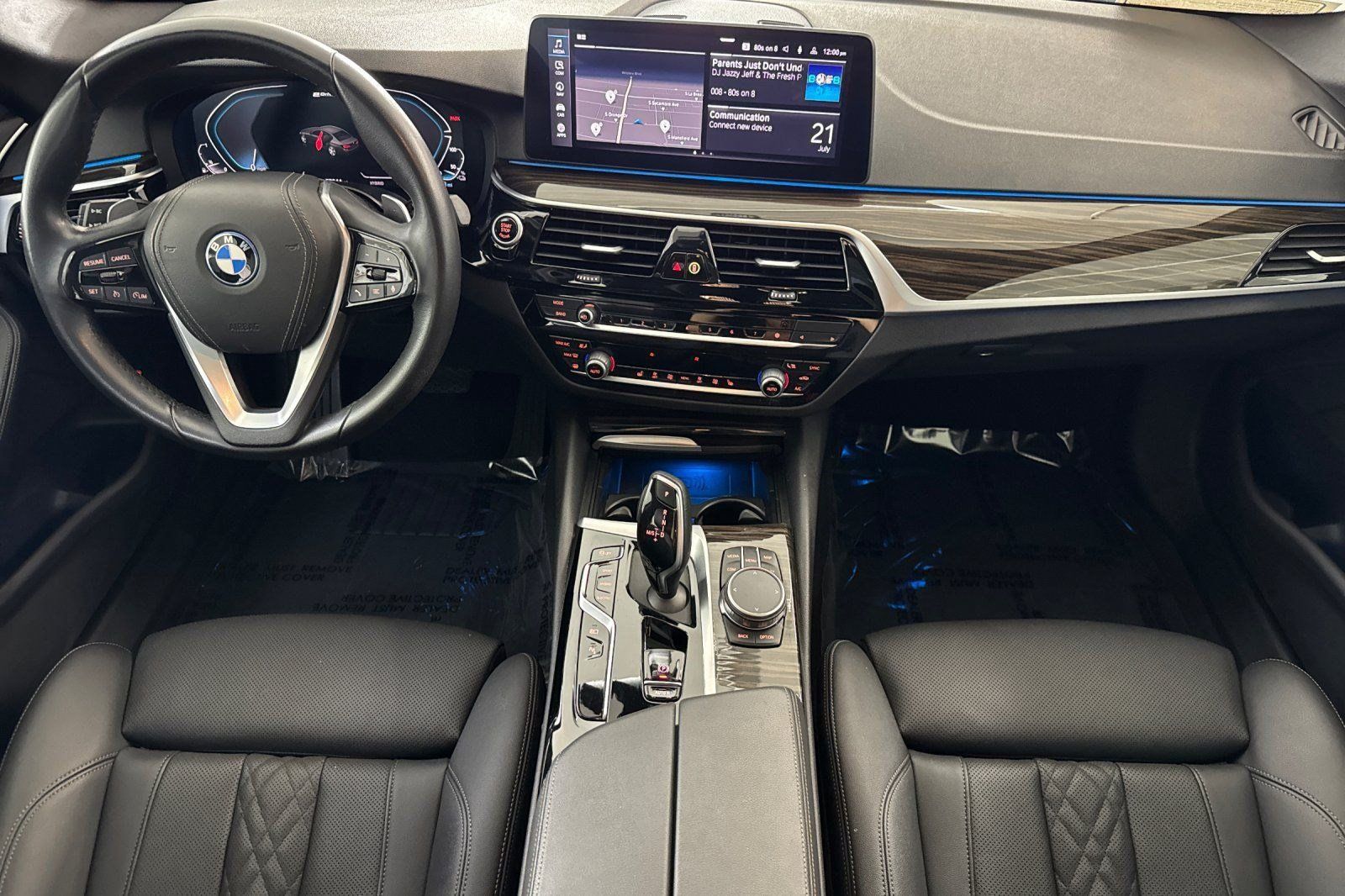 Used 2023 BMW 530e w/ Convenience Package RWD image 16