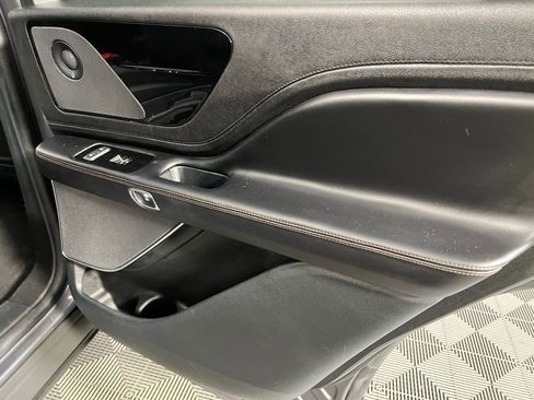 Used 2024 Lincoln Aviator Reserve image 32