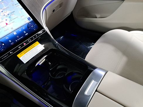 New 2026 Mercedes-Benz GLC 300 4MATIC image 26