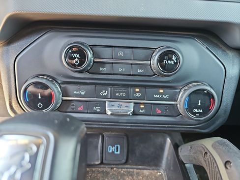 Used 2022 Ford Bronco Everglades AWD/4WD image 21