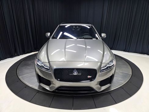 Used 2018 Jaguar XF S AWD/4WD image 6