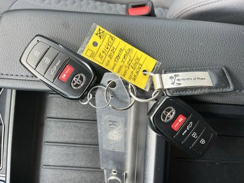 Used 2024 Toyota Tundra SR5 image 27