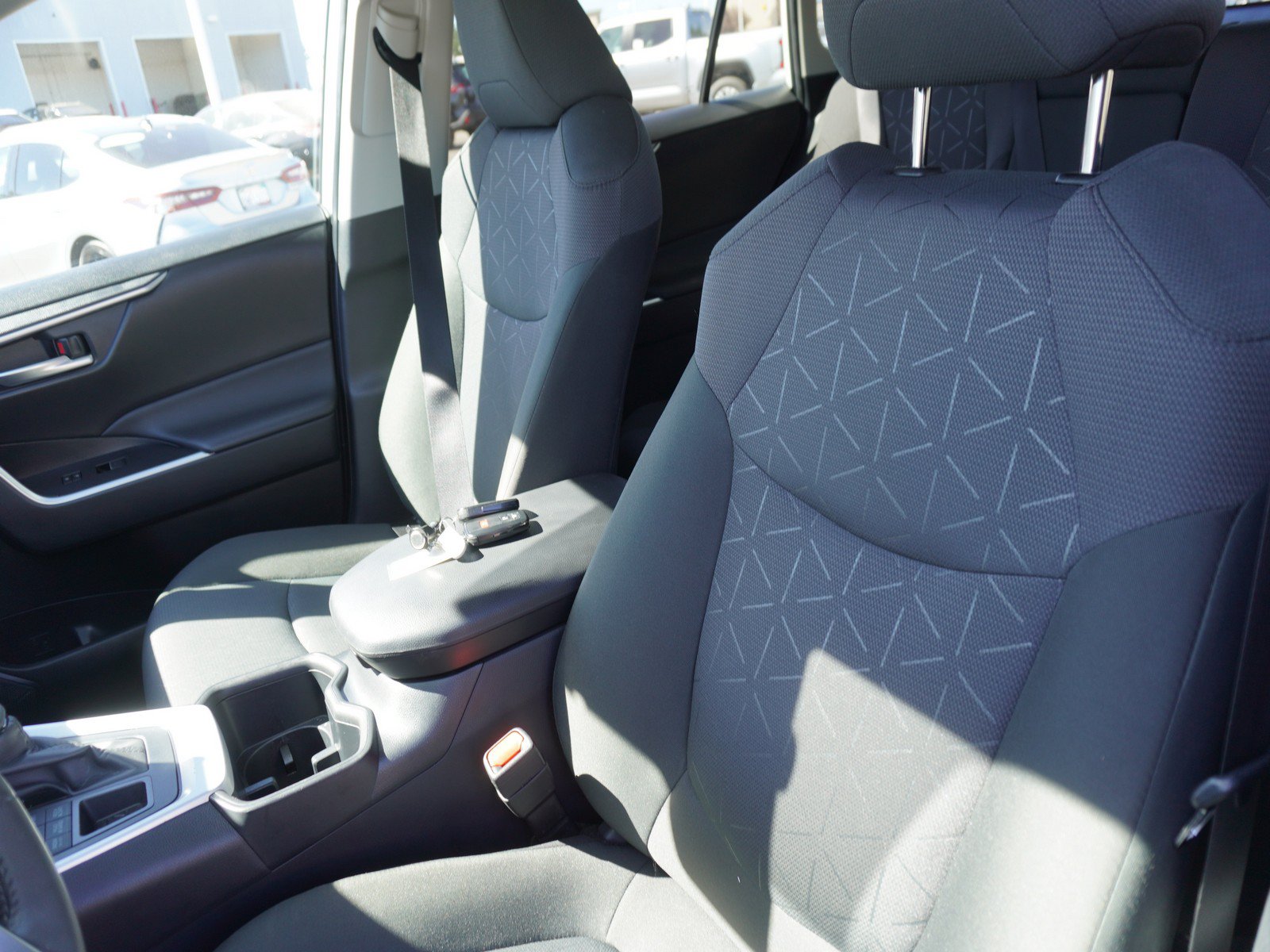 Used 2025 Toyota RAV4 XLE w/ Weather Package AWD/4WD image 22