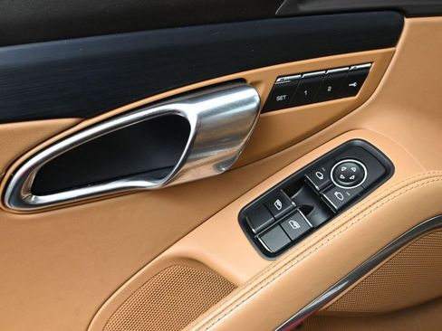 Used 2016 Porsche 911 Carrera GTS image 16