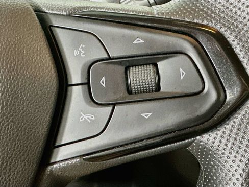 Used 2023 Chevrolet TrailBlazer LT w/ Convenience Package AWD/4WD image 23