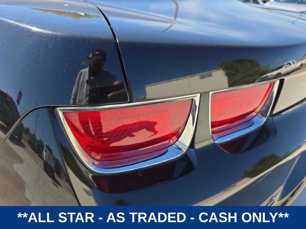Used 2011 Chevrolet Camaro LT RWD image 12
