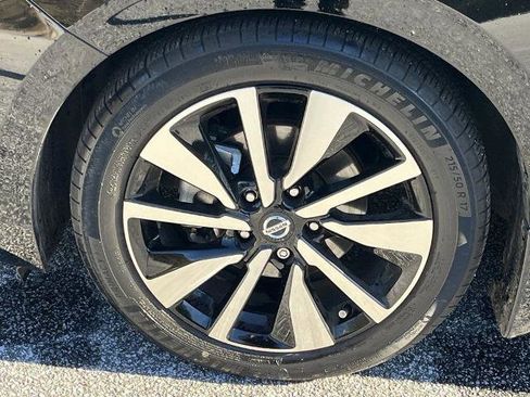 Certified 2022 Nissan Sentra SV w/ SV Premium Package image 27