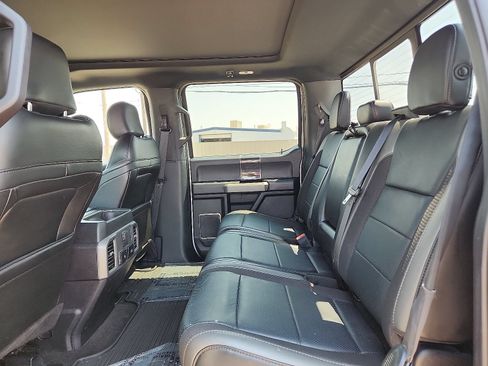 Used 2019 Ford F150 Raptor w/ Equipment Group 802A Luxury AWD/4WD image 8