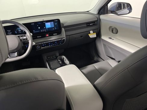 New 2026 Hyundai Ioniq 5 SEL image 17