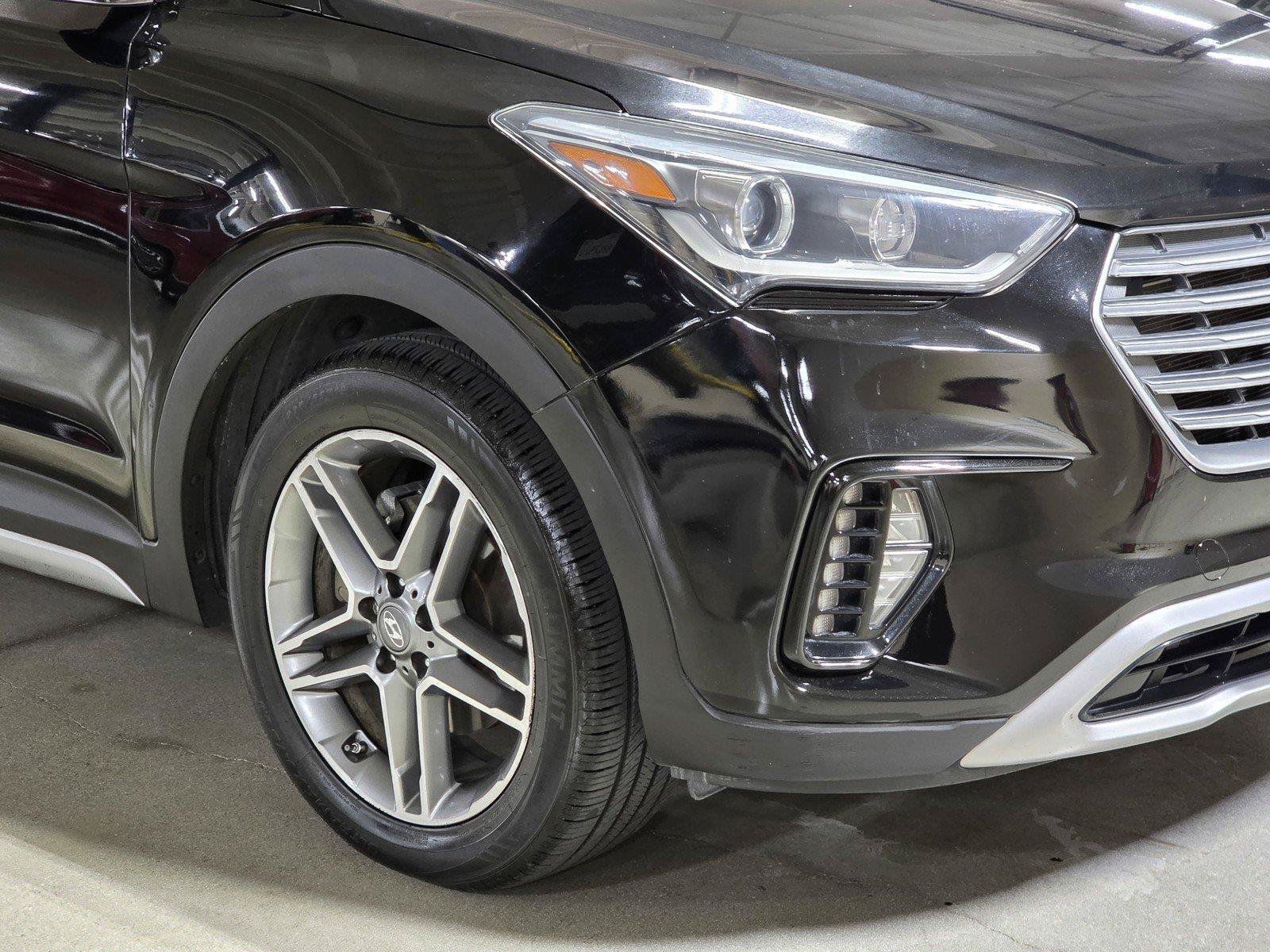 Used 2017 Hyundai Santa Fe Limited FWD image 10