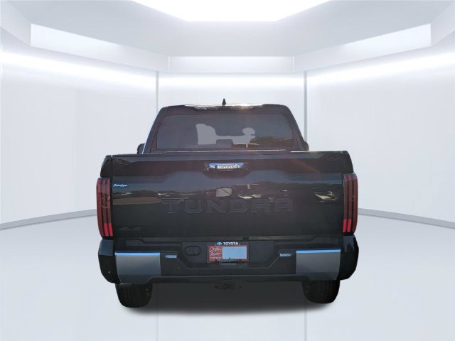 Used 2025 Toyota Tundra Limited AWD/4WD image 5