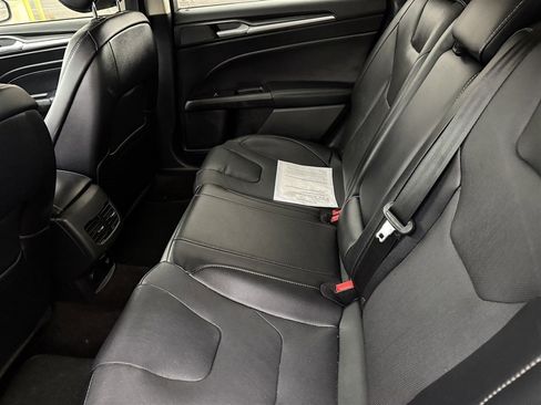 Used 2017 Ford Fusion Energi Titanium image 22