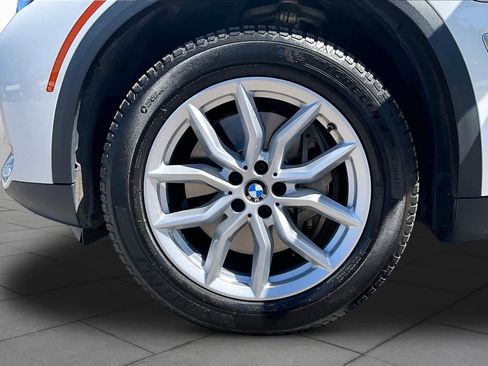 Used 2021 BMW X5 xDrive45e w/ Premium Package image 10