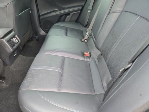 Used 2025 Toyota Camry XSE FWD image 17