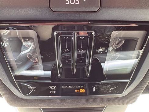 New 2026 Volkswagen Tiguan SE R-Line image 23