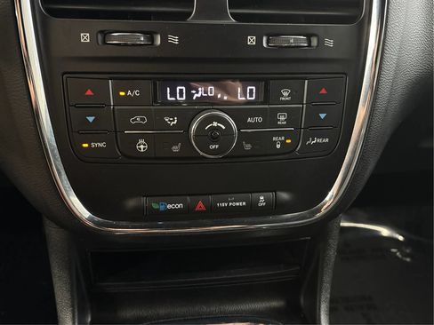 Used 2019 Dodge Grand Caravan GT FWD image 36