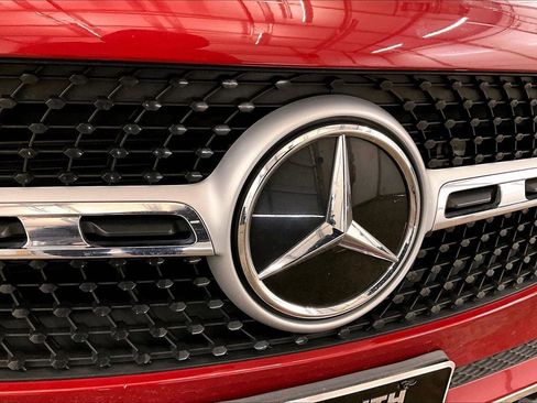 Used 2021 Mercedes-Benz GLA 250 4MATIC image 29