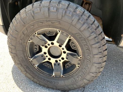 Used 2013 GMC Sierra 2500 SLE w/ SLE Preferred Package image 13