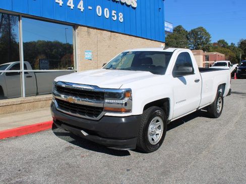 Used 2018 Chevrolet Silverado 1500 W/T w/ Trailering Package image 3