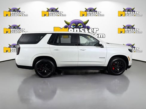 Used 2025 Chevrolet Tahoe RST w/ RST Performance Edition AWD/4WD image 4