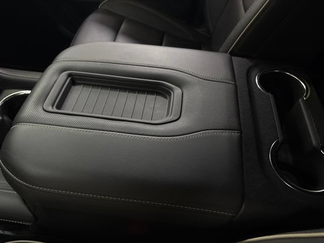 Used 2023 GMC Yukon SLT w/ SLT Premium Package AWD/4WD image 73