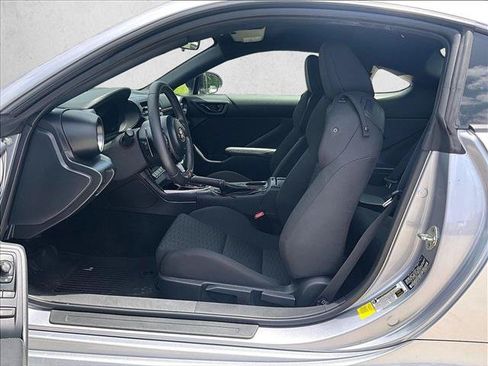 Used 2023 Toyota GR86 RWD image 27