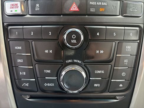 Used 2013 Buick Verano Leather image 19