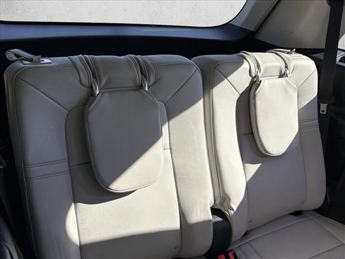 Used 2025 Lincoln Aviator AWD image 18